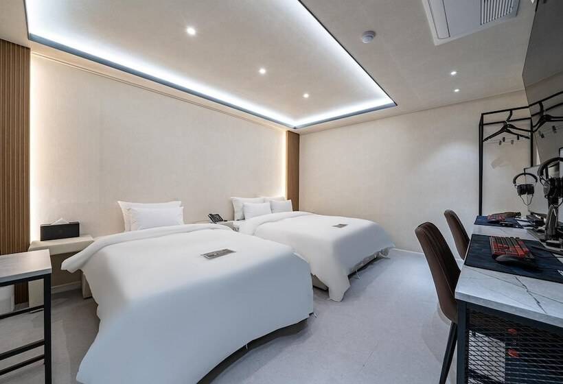 모텔 Daejeon Yuseong Hotel 141