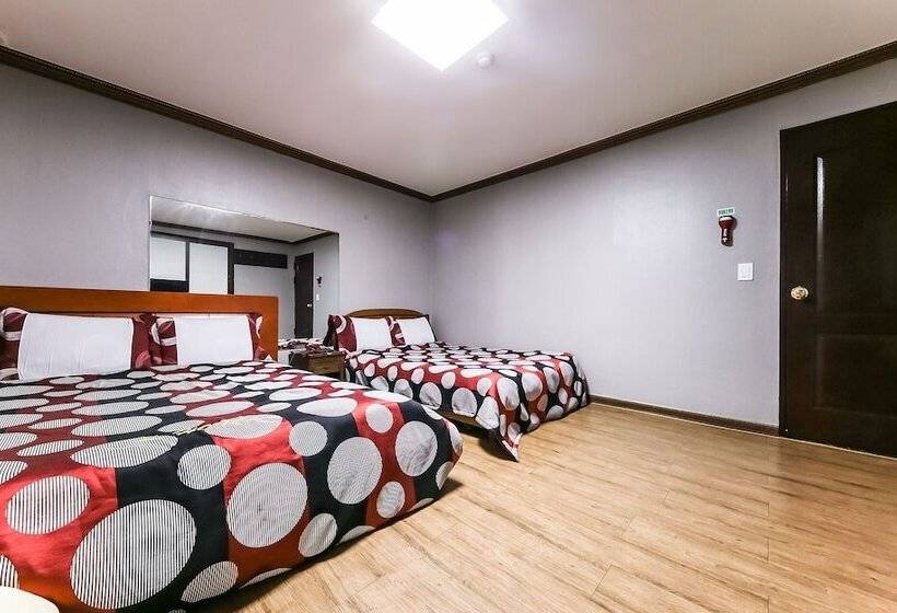 모텔 Daejeon Yuseong Hotel 141