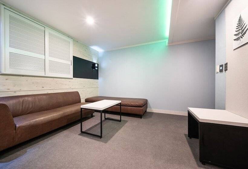 מוטל Guri Newcastle