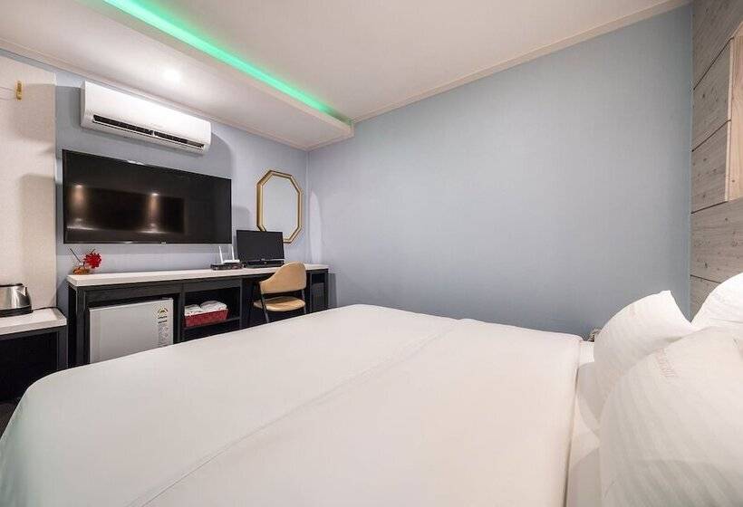 모텔 Guri Newcastle