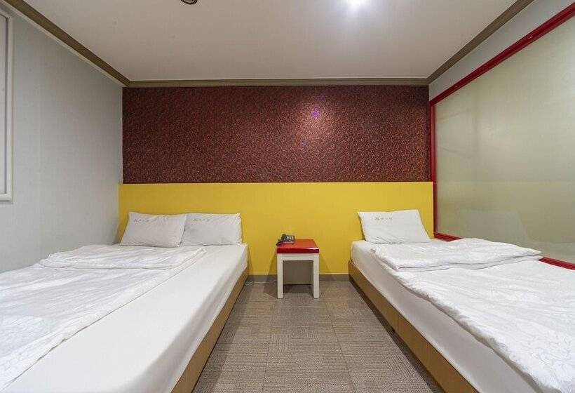 모텔 Gwangju Cheomdan N