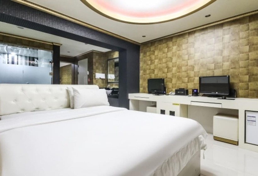 모텔 Gwangju Cheomdan N