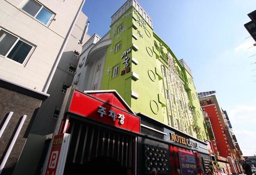 모텔 Gwangju Sangmu Castle