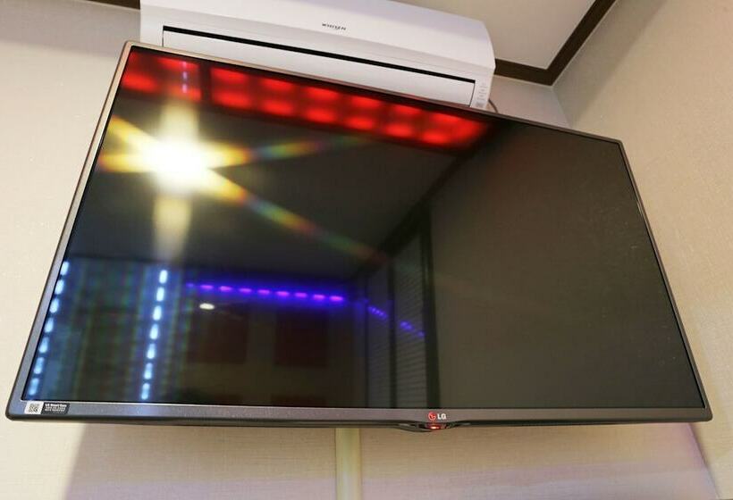 מוטל Gwangmyeong Wellness