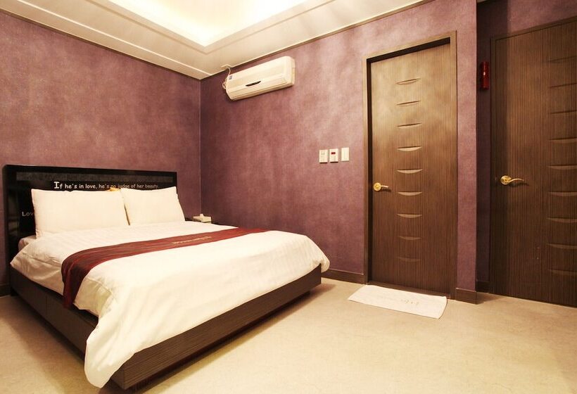 فندق على الطريق Jamsil Money