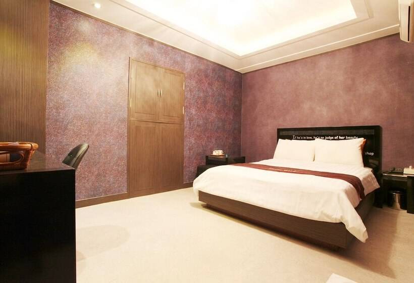 فندق على الطريق Jamsil Money