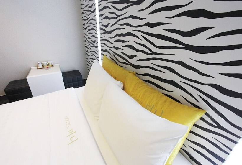 فندق على الطريق Jamsil Money