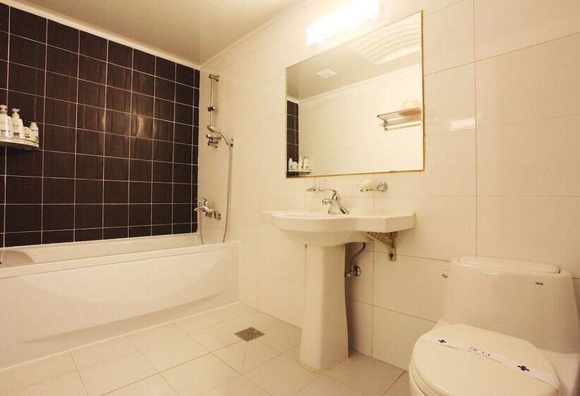 فندق على الطريق Jamsil Money