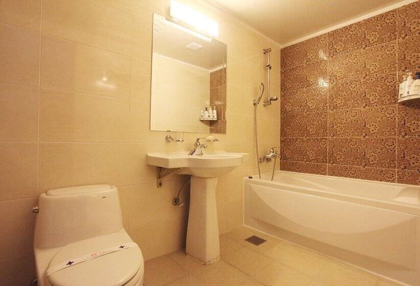 فندق على الطريق Jamsil Money