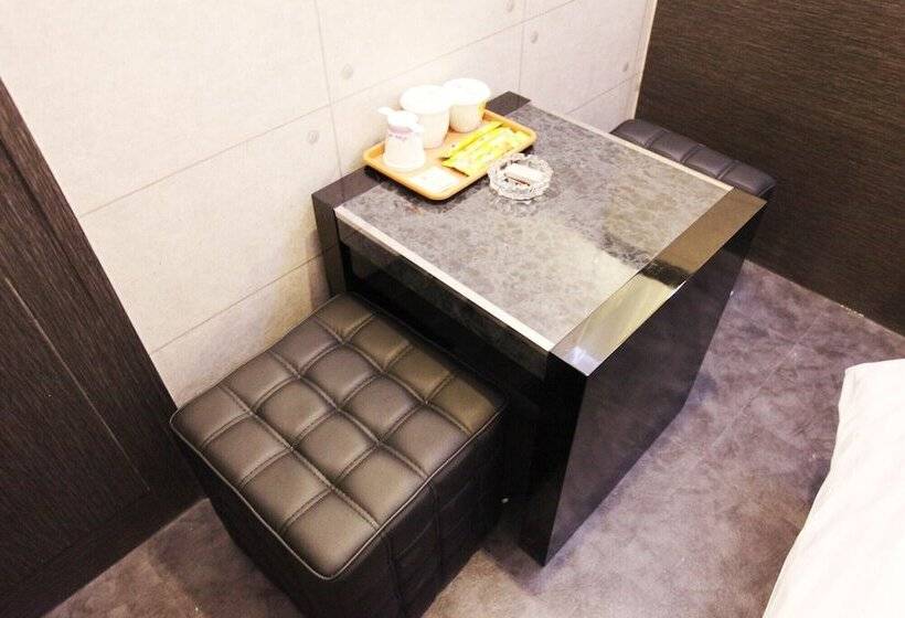 فندق على الطريق Jamsil Money