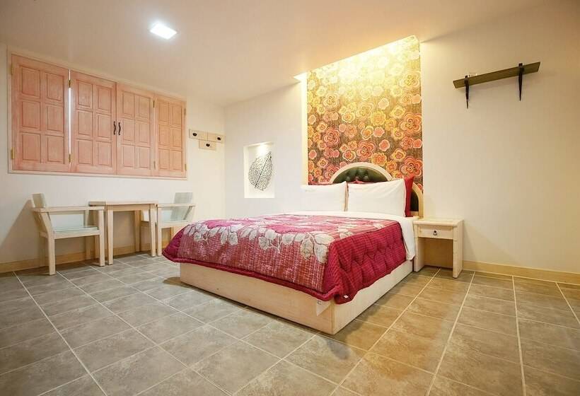 מוטל Sejong Feel Drive-in