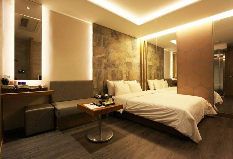 Motel Seoul National University Station Dam