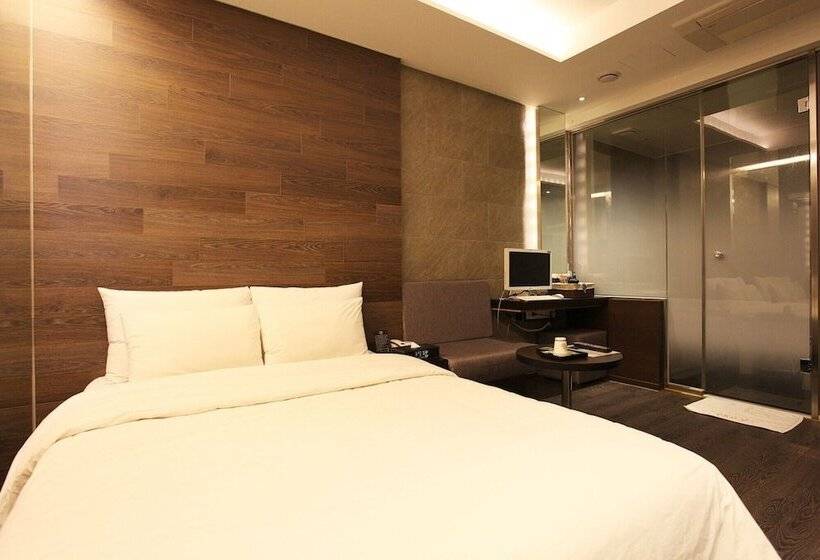 Motel Seoul National University Station Dam