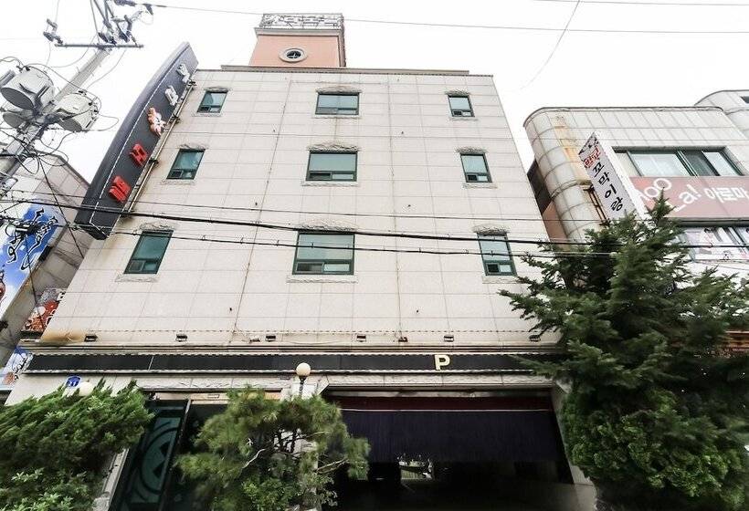 모텔 Ulsan Daldong Kara