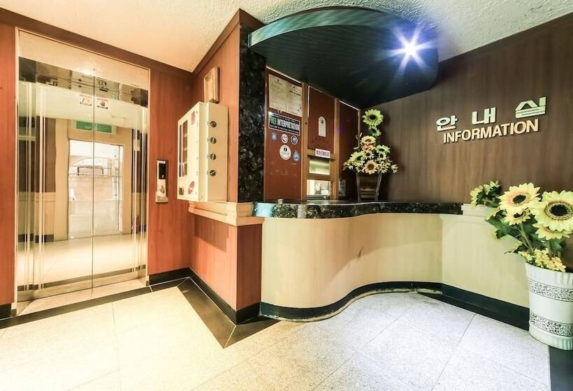 모텔 Ulsan Daldong Kara