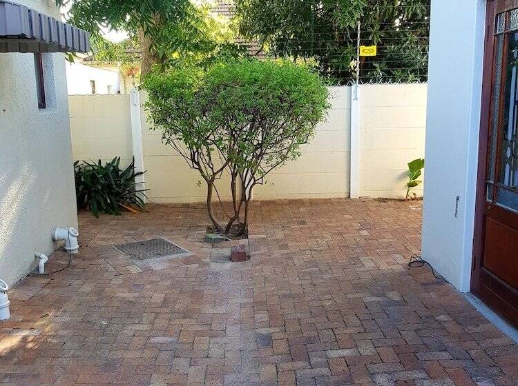 펜션 Executive Accommodation Bellville