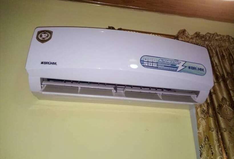 پانسیون Green Glass Guest House