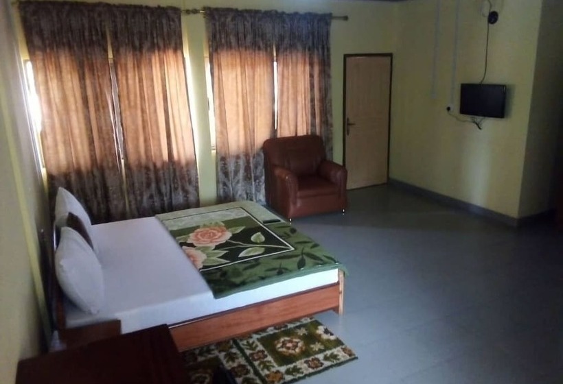 پانسیون Green Glass Guest House