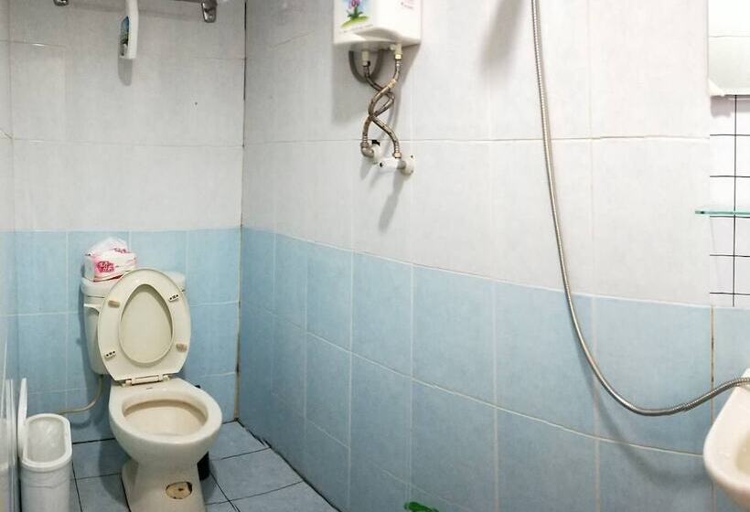 پانسیون Ha Ha Cat Home Kaifeng