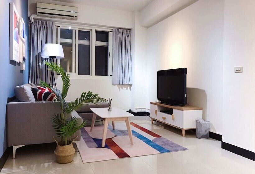 پانسیون Ha Ha Cat Home Kaifeng