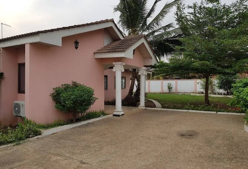 بنسيون Jbk Hostels Adjirinaganor