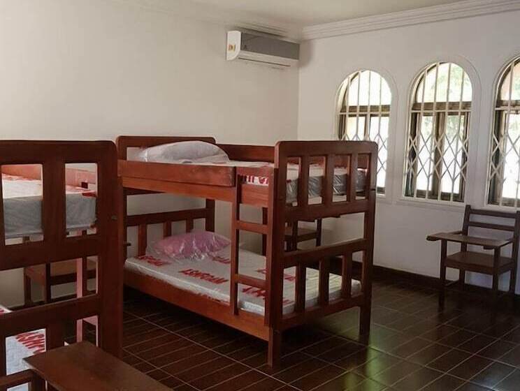 بنسيون Jbk Hostels Adjirinaganor