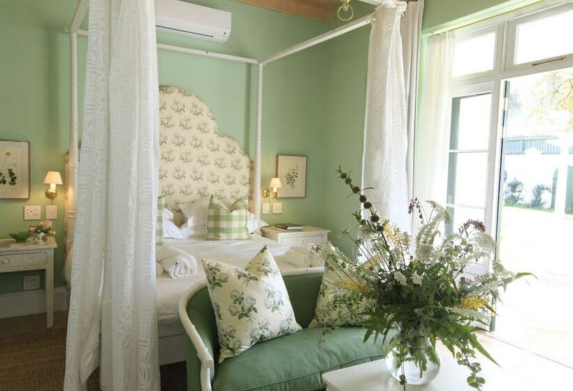 پانسیون La Cotte The Manor House