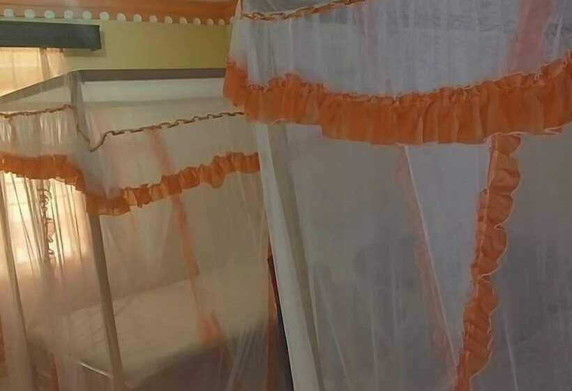 Pension (Hôtel basse catégorie) Miritini Guest House & Restaurant