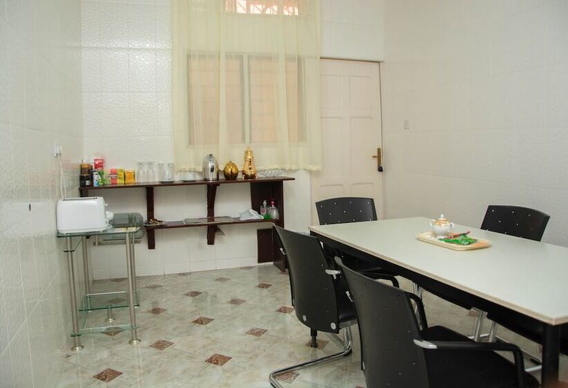 פנסיון Osdala Lodge