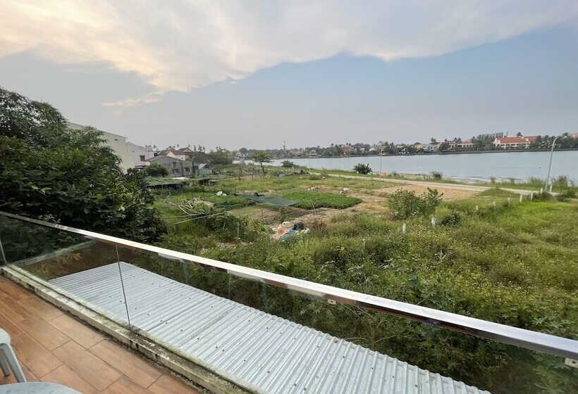 پانسیون Thuong Da Riverside Homestay
