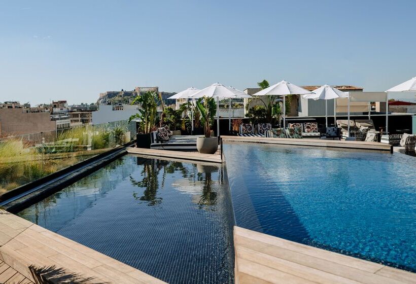 Skylark, Aluma Hotel & Resort