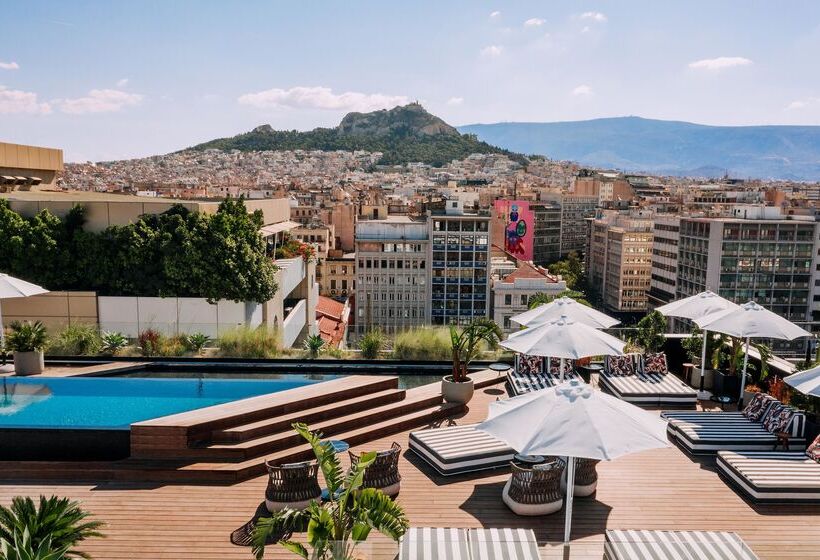 Skylark, Aluma Hotel & Resort