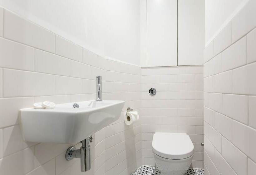 Urban Chic  Wellington