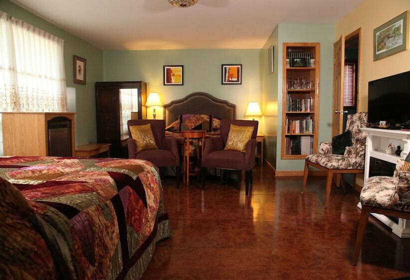 فندق A Garden Stroll B&b