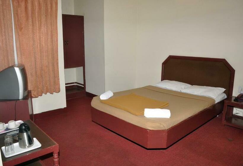 בית מלון כפרי Blue Hills International