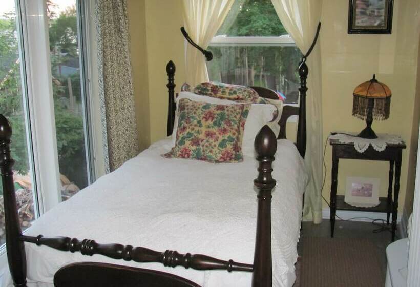 בית מלון כפרי Chambers Guest House B&b