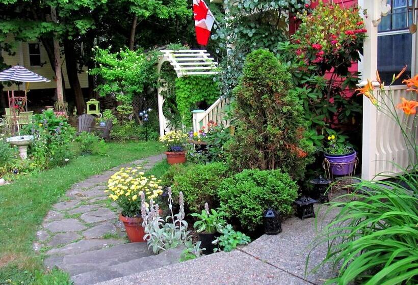 فندق Chambers Guest House B&b