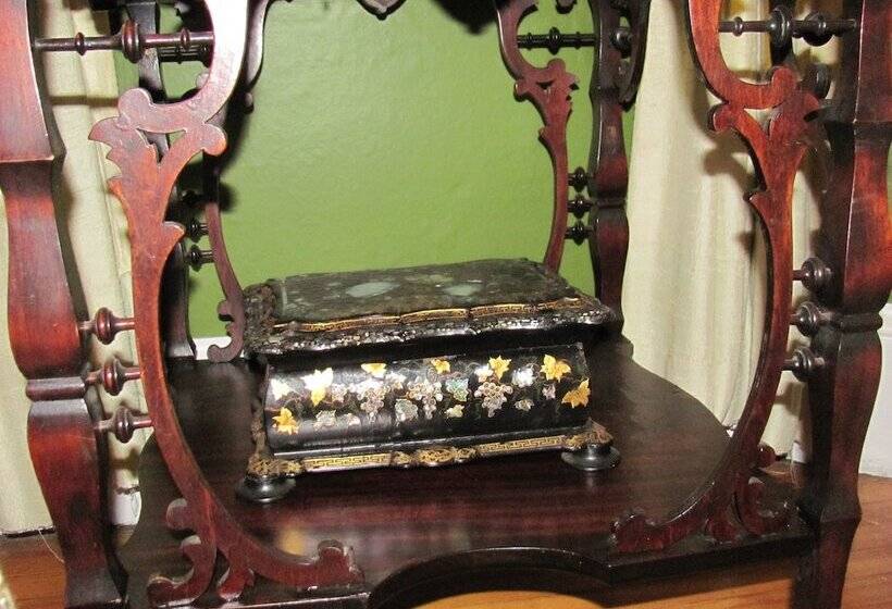 فندق Chambers Guest House B&b