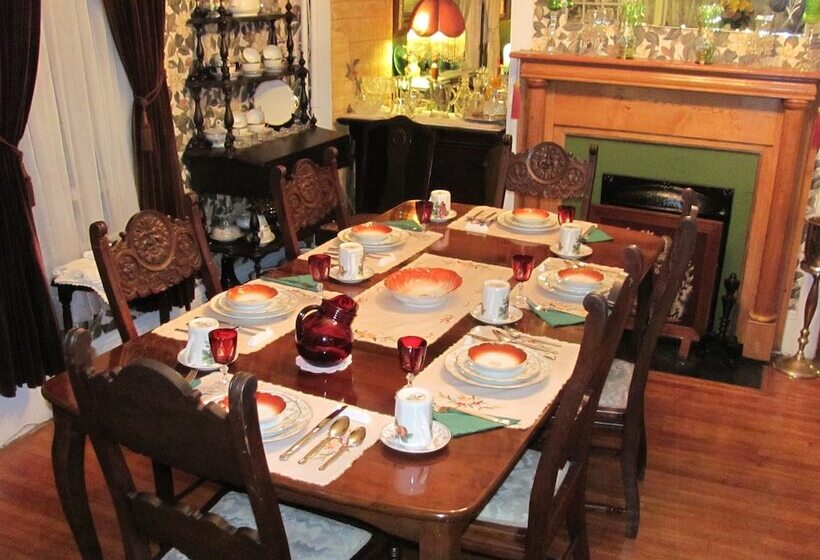 فندق Chambers Guest House B&b