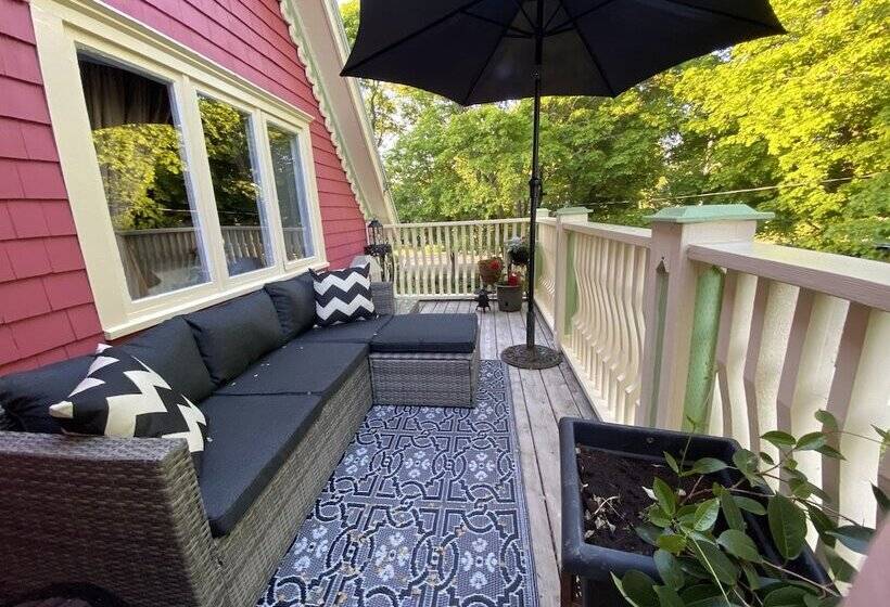 فندق Chambers Guest House B&b