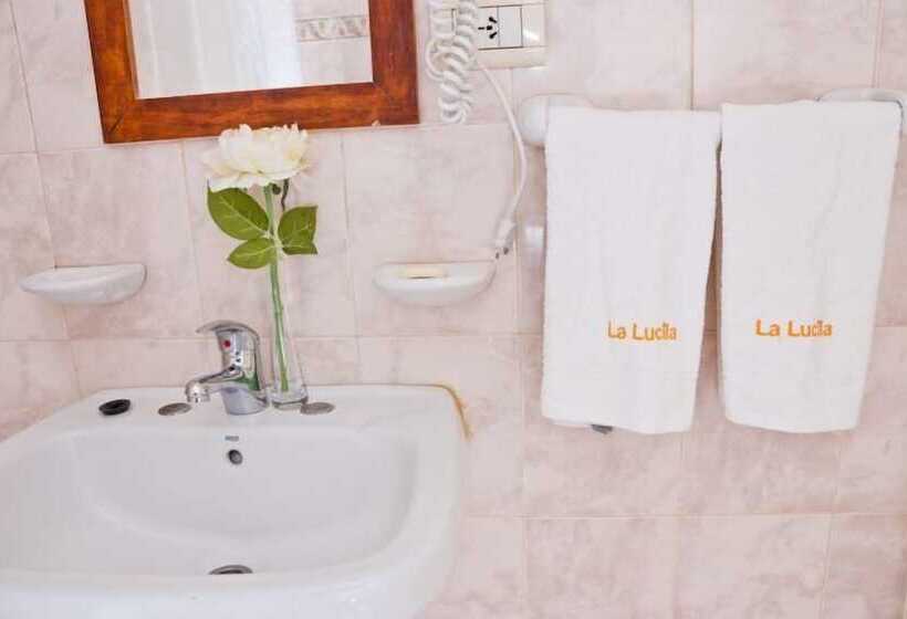 Hotel Complejo La Lucila
