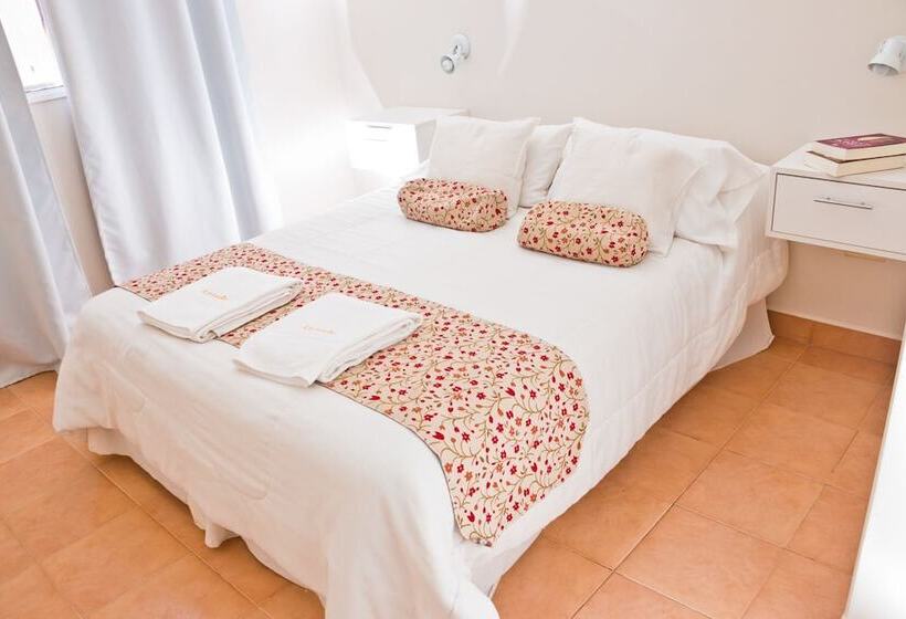 Hotel Complejo La Lucila