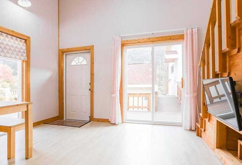 酒店 Hadong Jiri Mountain Saesori Pension