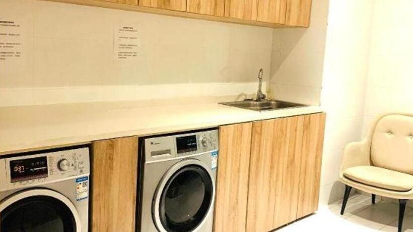 Hanting Hotel Nanjing Aoti Center