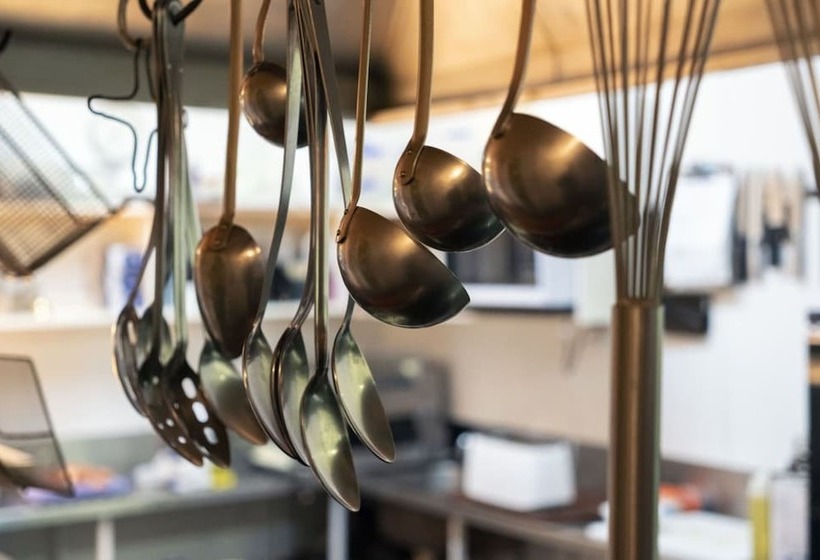 בית מלון כפרי Pipers Ski Lodge