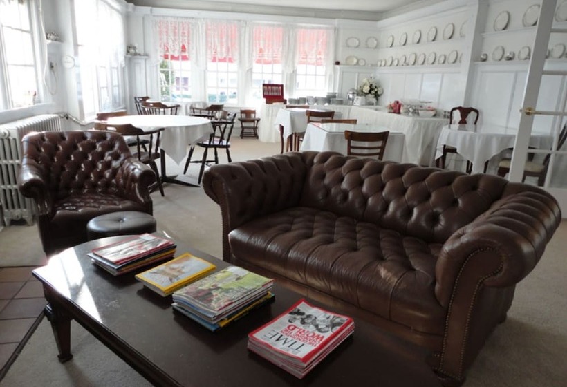 فندق Plymouth Inn