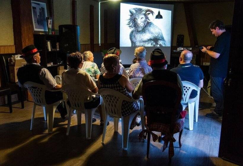 Отель Sabores Hurdanos