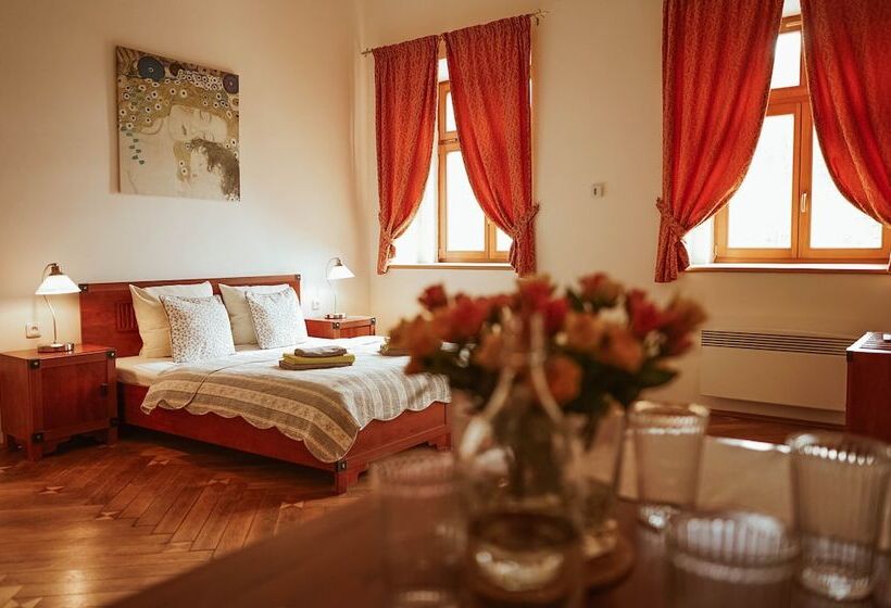 هتل Stein Elbogen