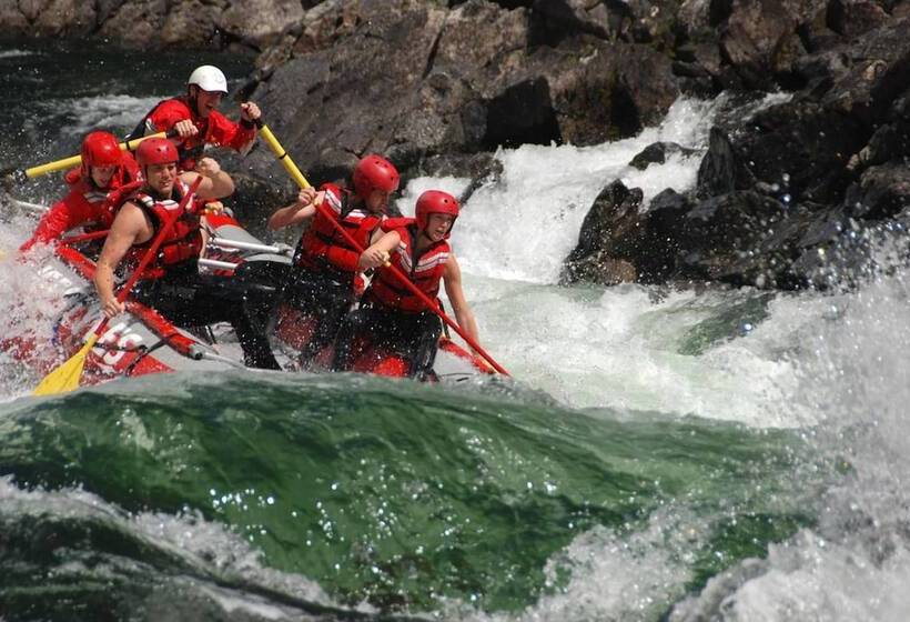 فندق Stoneshire Guesthouse