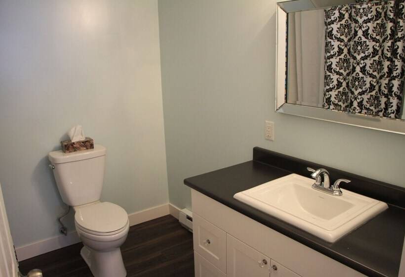 فندق Stoneshire Guesthouse